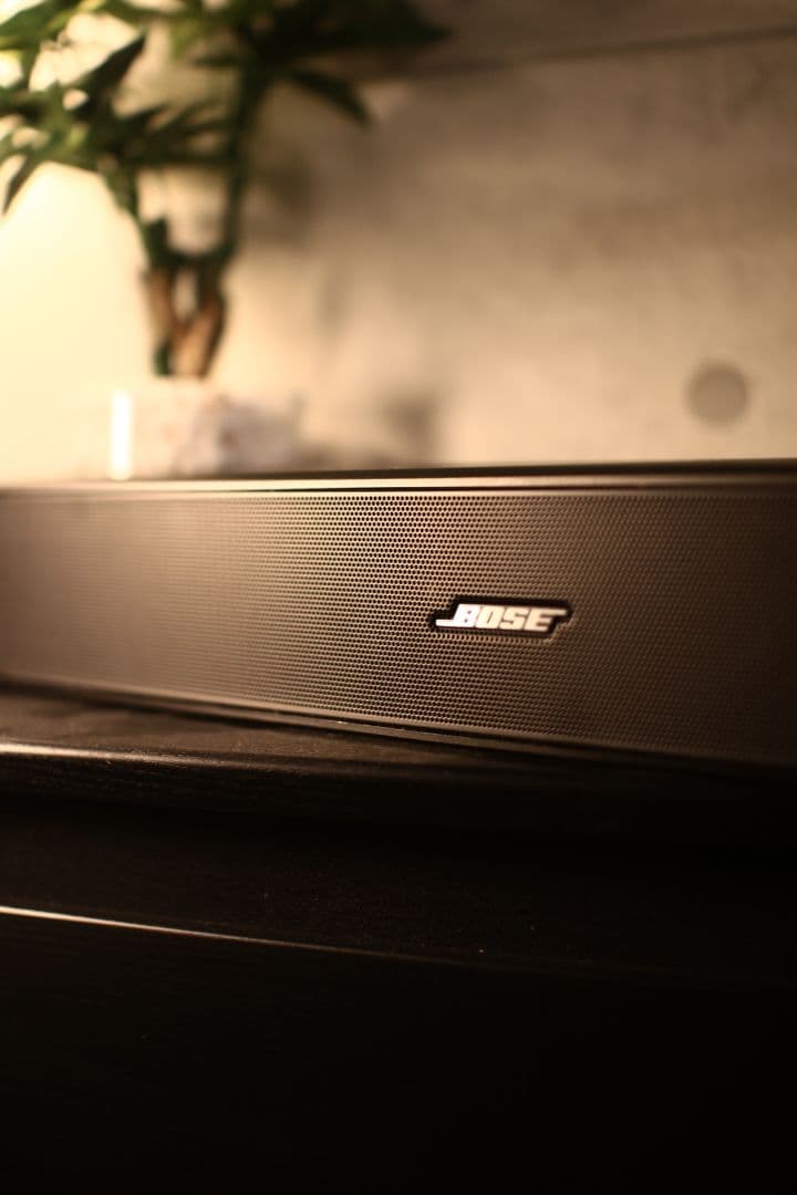 Bose solo5 ボーズ　ソロ5 サウンドバー 本体とリモコン付き