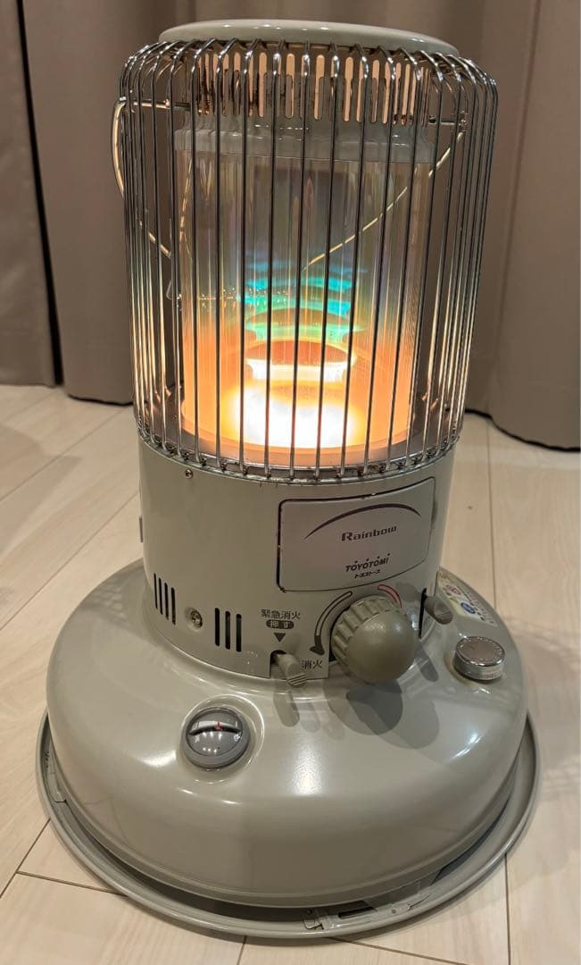 レインボーストーブ　トヨトミ