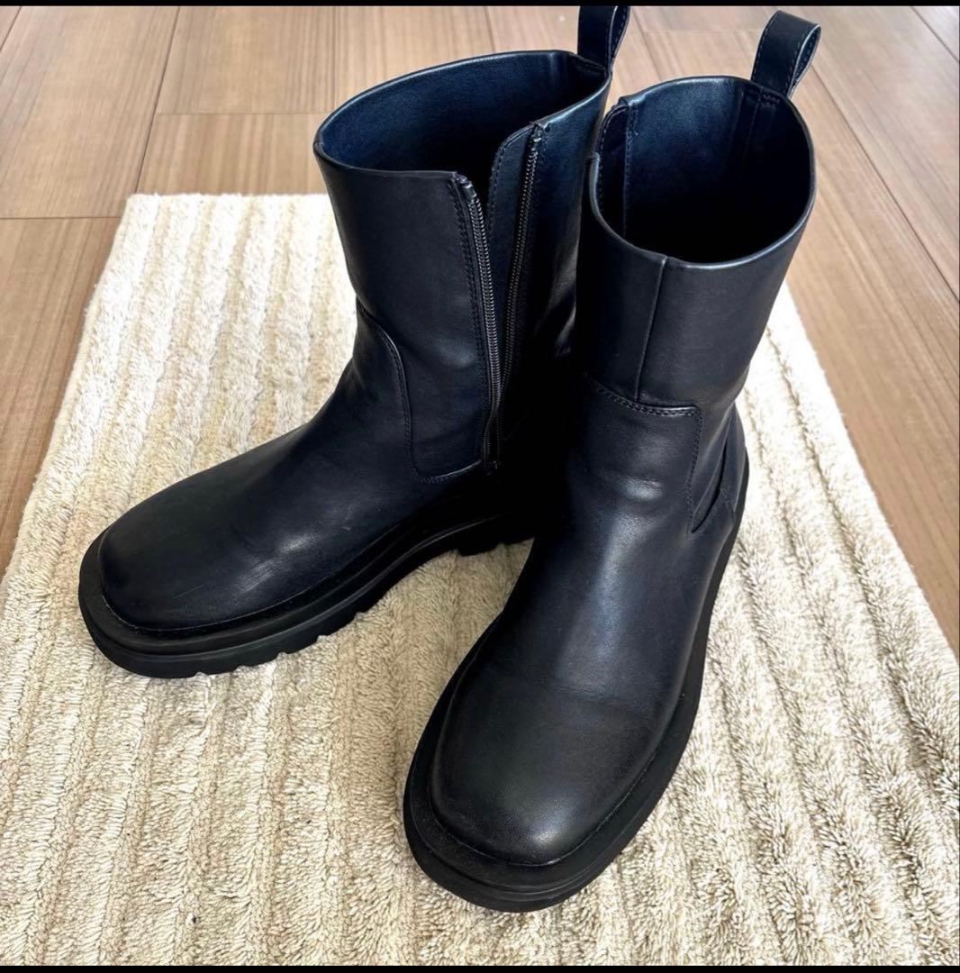 アダムエロペ　ショートブーツ