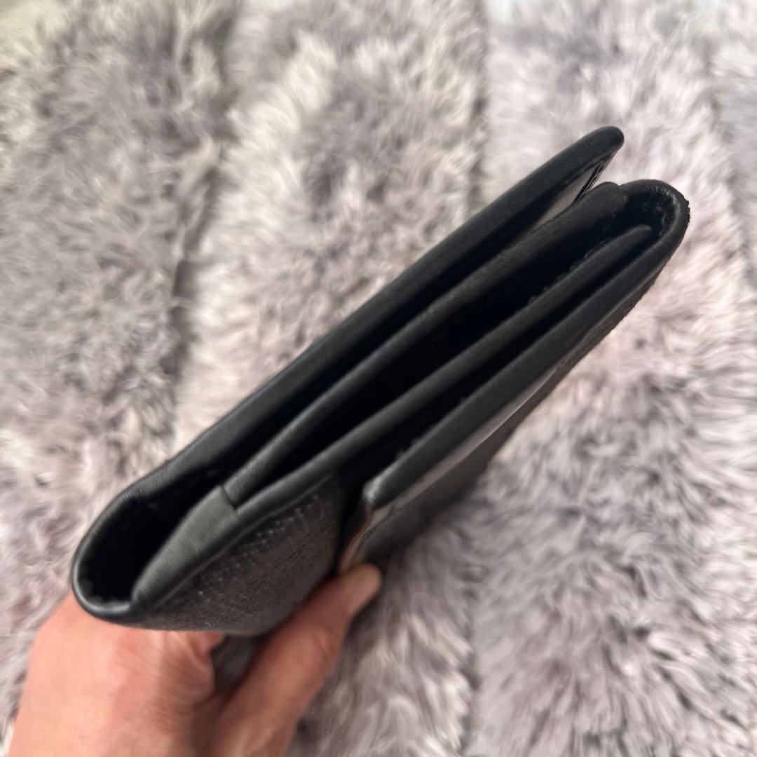 良品　GUCCI GGキャンバス 長財布　ブラック　札入れ　小銭入れ　メンズ