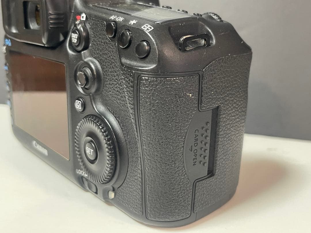 Canon EOS5D Mark IIIフルサイズ入門に最適・付属品あり・箱なし