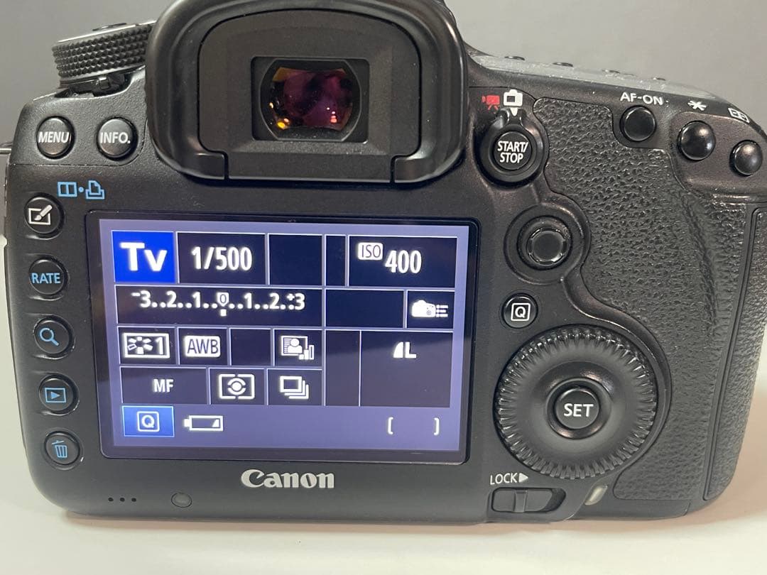 Canon EOS5D Mark IIIフルサイズ入門に最適・付属品あり・箱なし