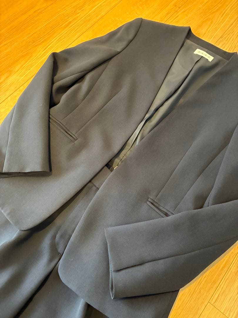 あけみん　プラステ　スーツ　ジャケット　パンツ　セットアップ　ネイビー