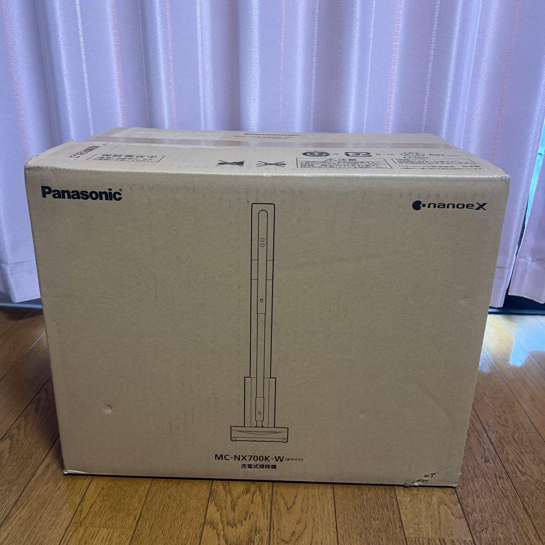 【早い者勝ち】Panasonic スティッククリーナー MC-NX700K-W
