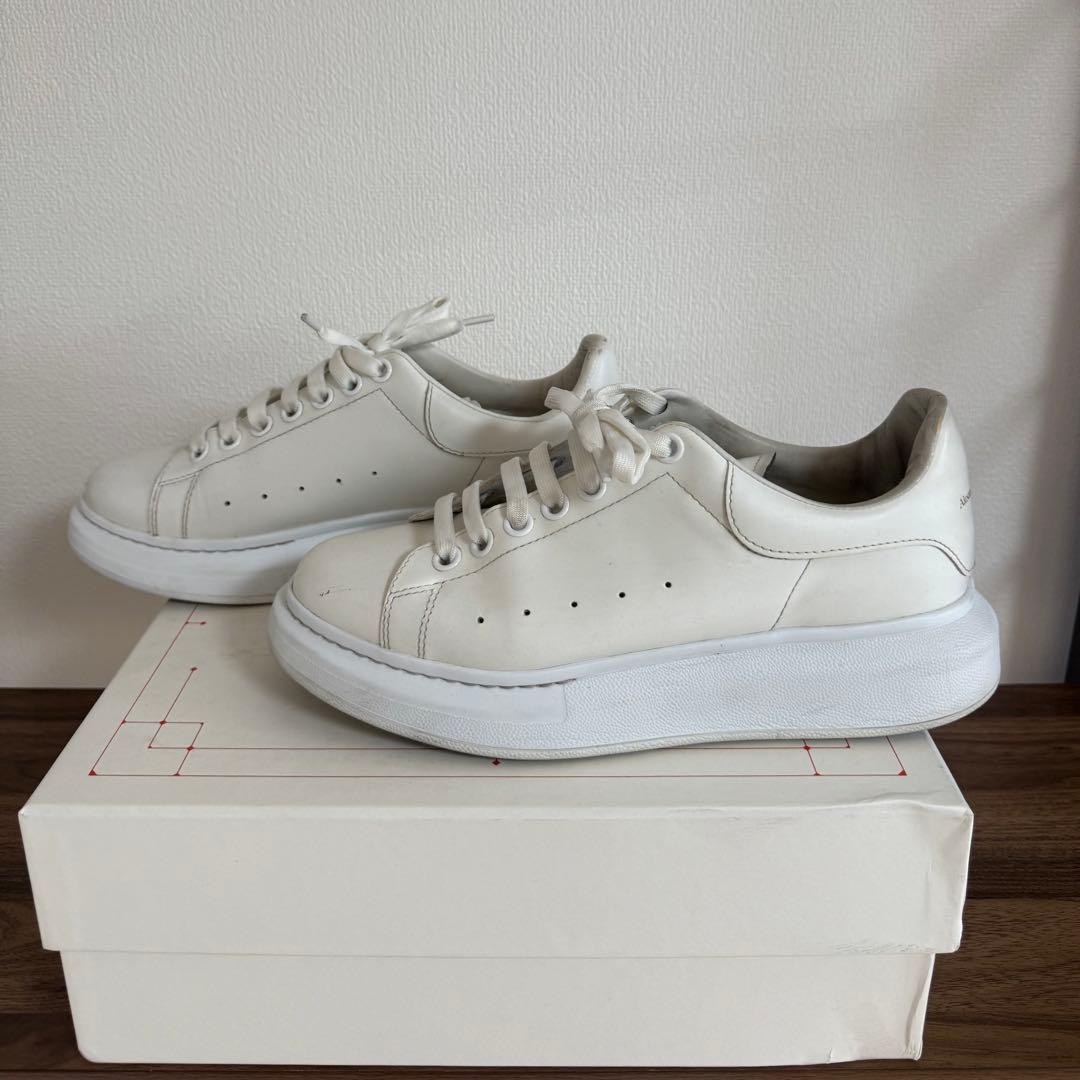 alexander mcqueen（アレキサンダーマックイーン）