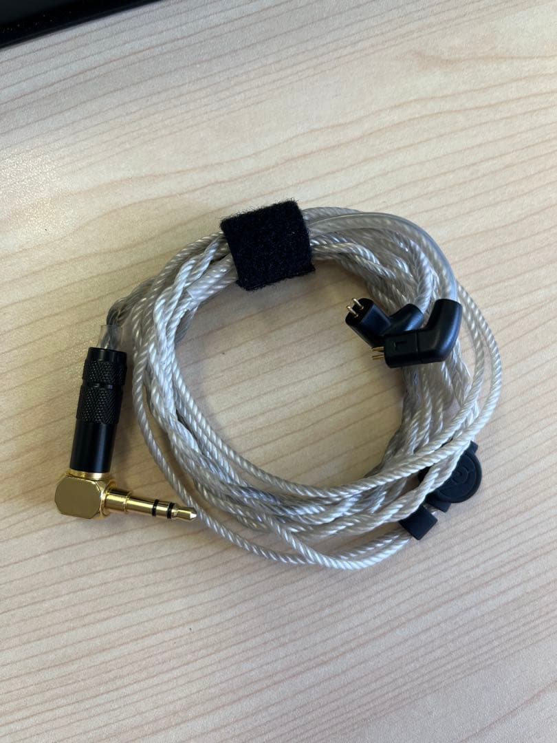 64 AUDIO U18s イヤホン