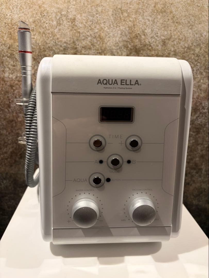 AQUA ELLA ハイドロフェイシャル　美容液ピーリング
