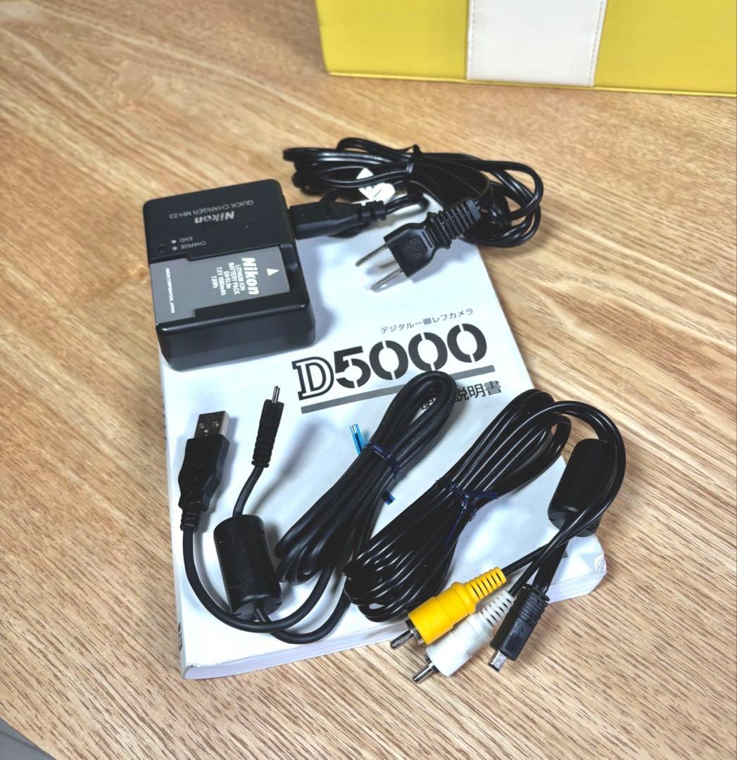 Nikon D5000 デジタル一眼レフカメラ　レンズ3本