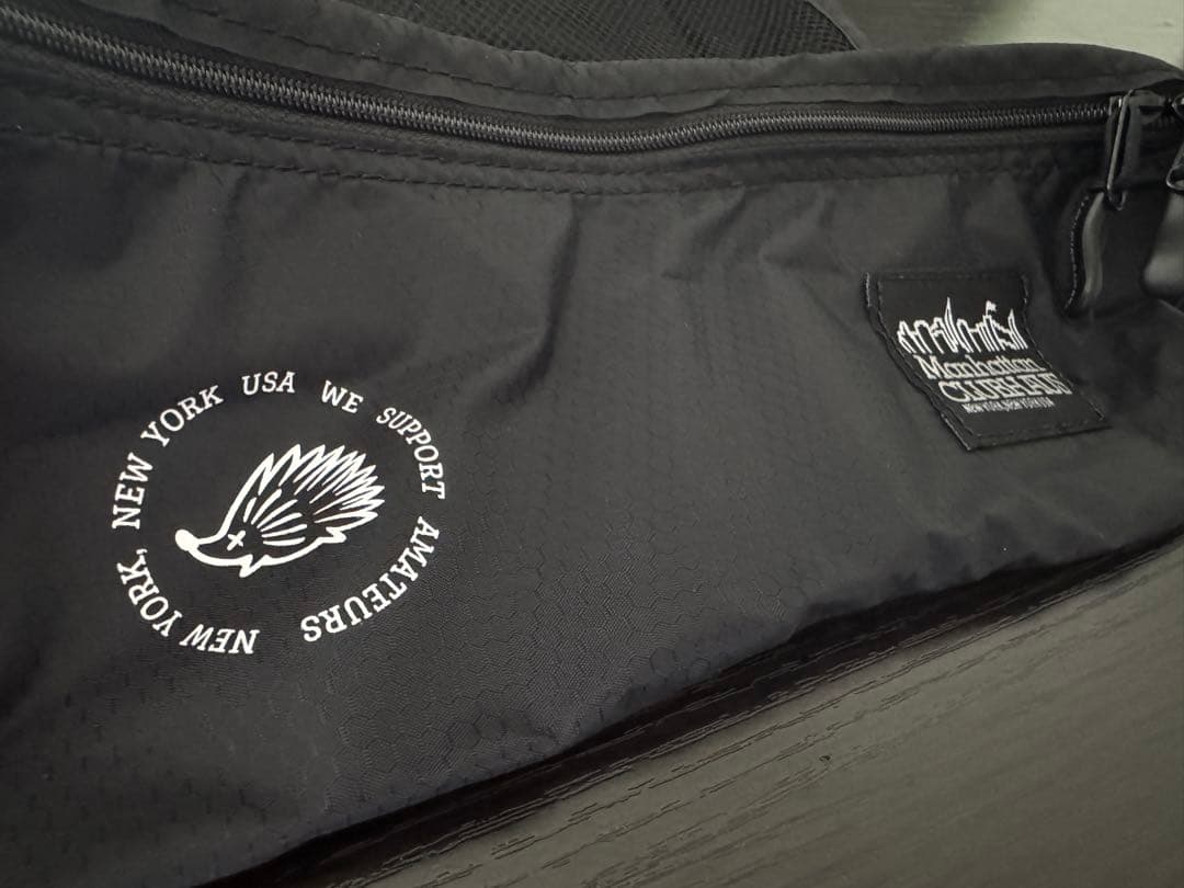 【限定】クラブハウス × マンハッタンポーテージブラックレーベル トラベルポーチ