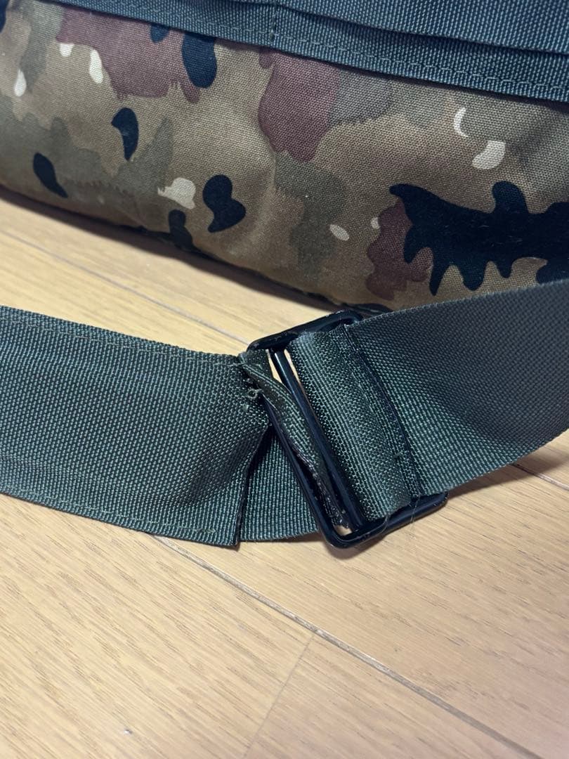 希少 Supreme 迷彩 大型バッグ オールド ※難あり