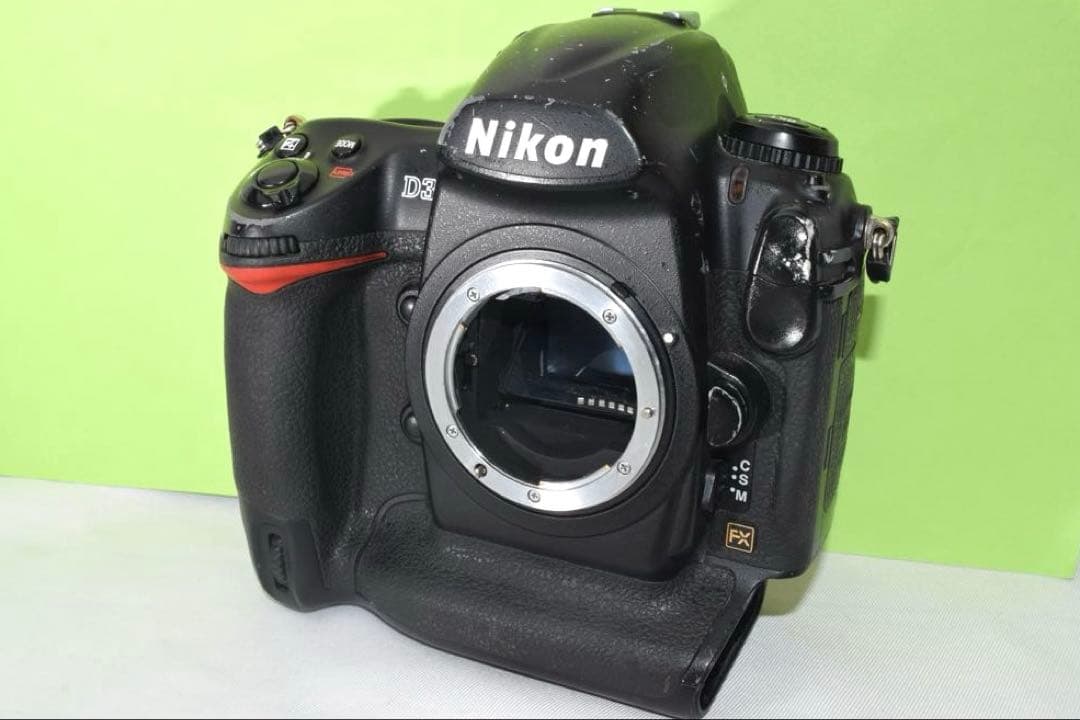 Nikon D3 ボディ　☆送料無料☆
