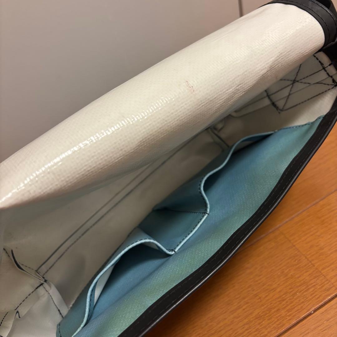 【ほぼ未使用】FREITAG ショルダーバッグ 青/白