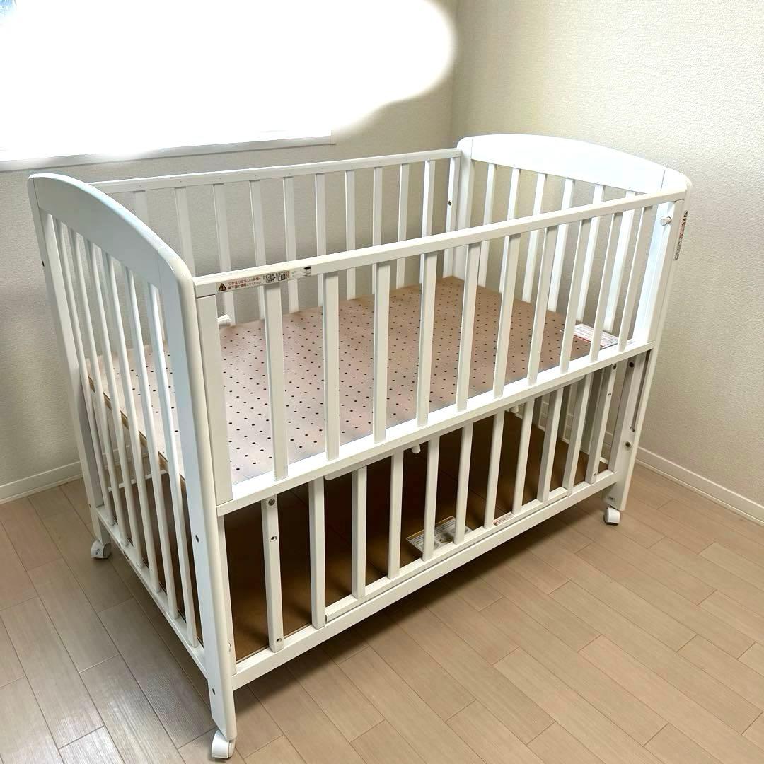 カトージ　ベビーベッド　レギュラーサイズ　説明書付き