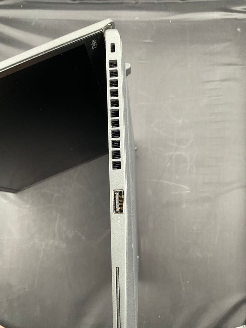 Lenovo ThinkPad T14s Gen3 12世代i5-1235U