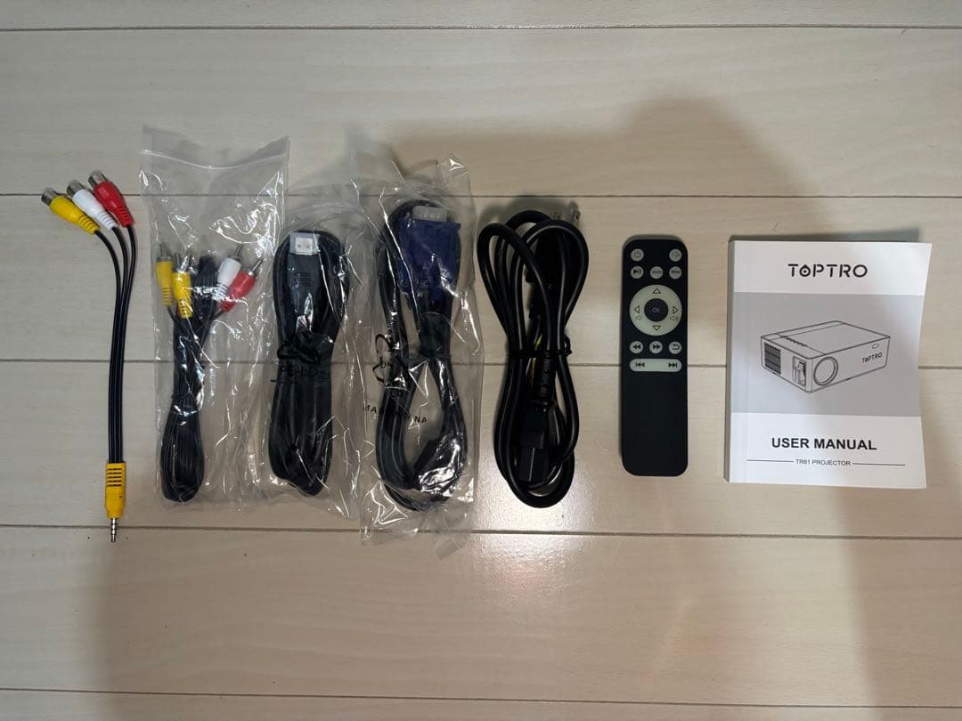 TOPTRO プロジェクター TR81 (プロジェクタースクリーン付)