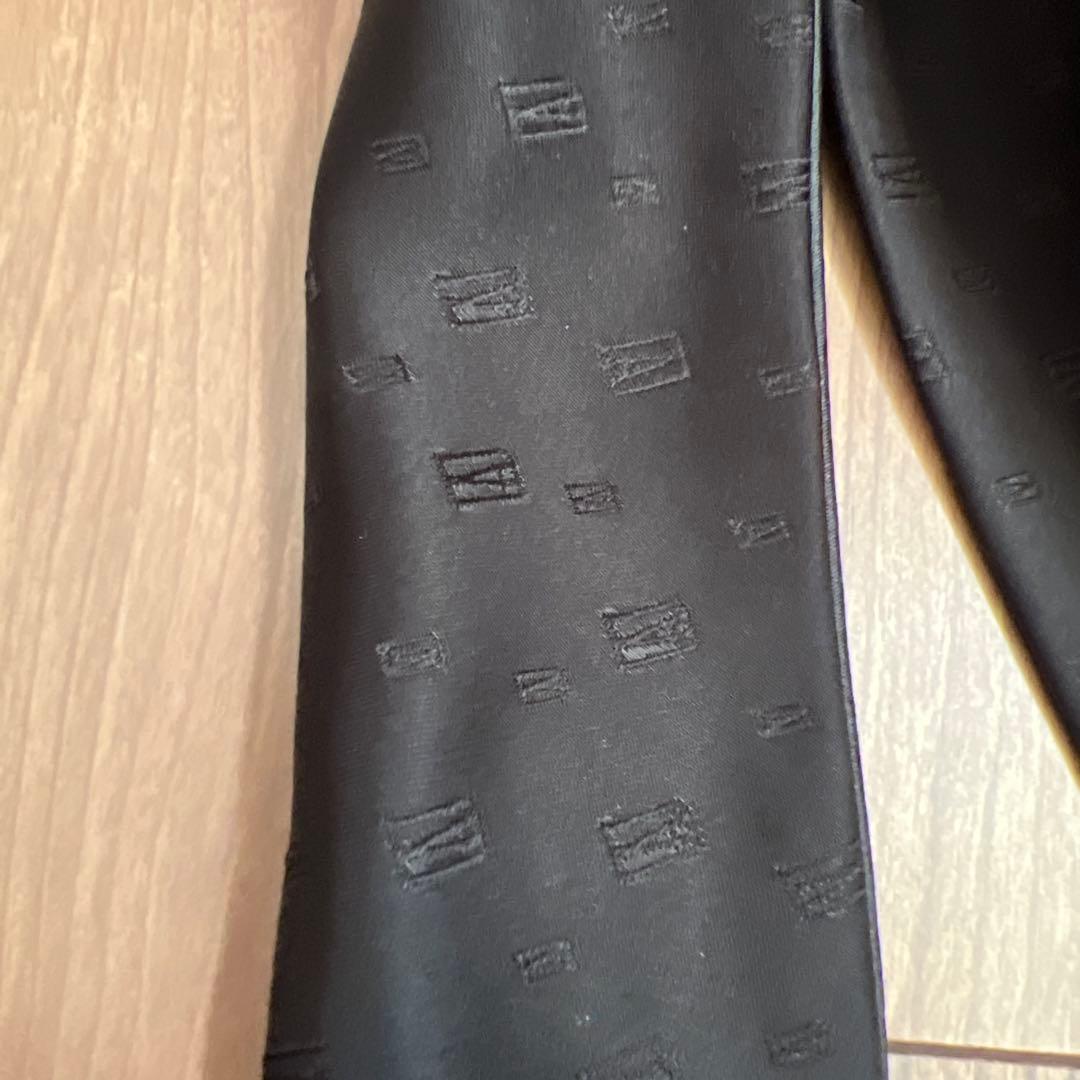 ブラックリボンヘアアクセサリー