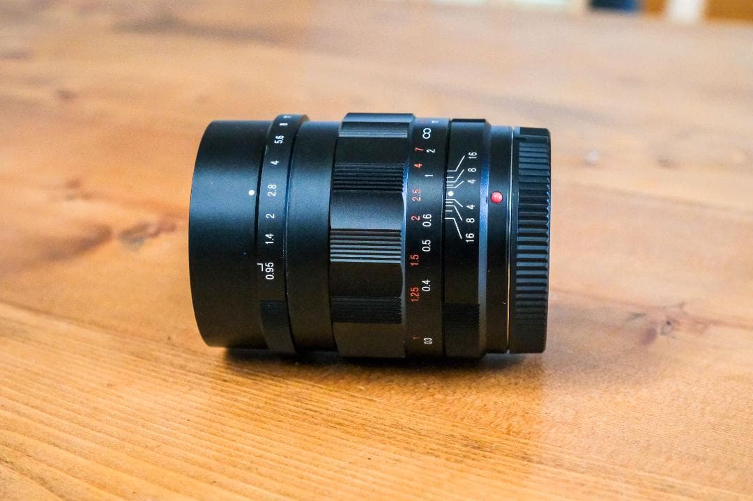 NOKTONノクトン 25mm F 0.95 単焦点レンズ 一回使用のみ