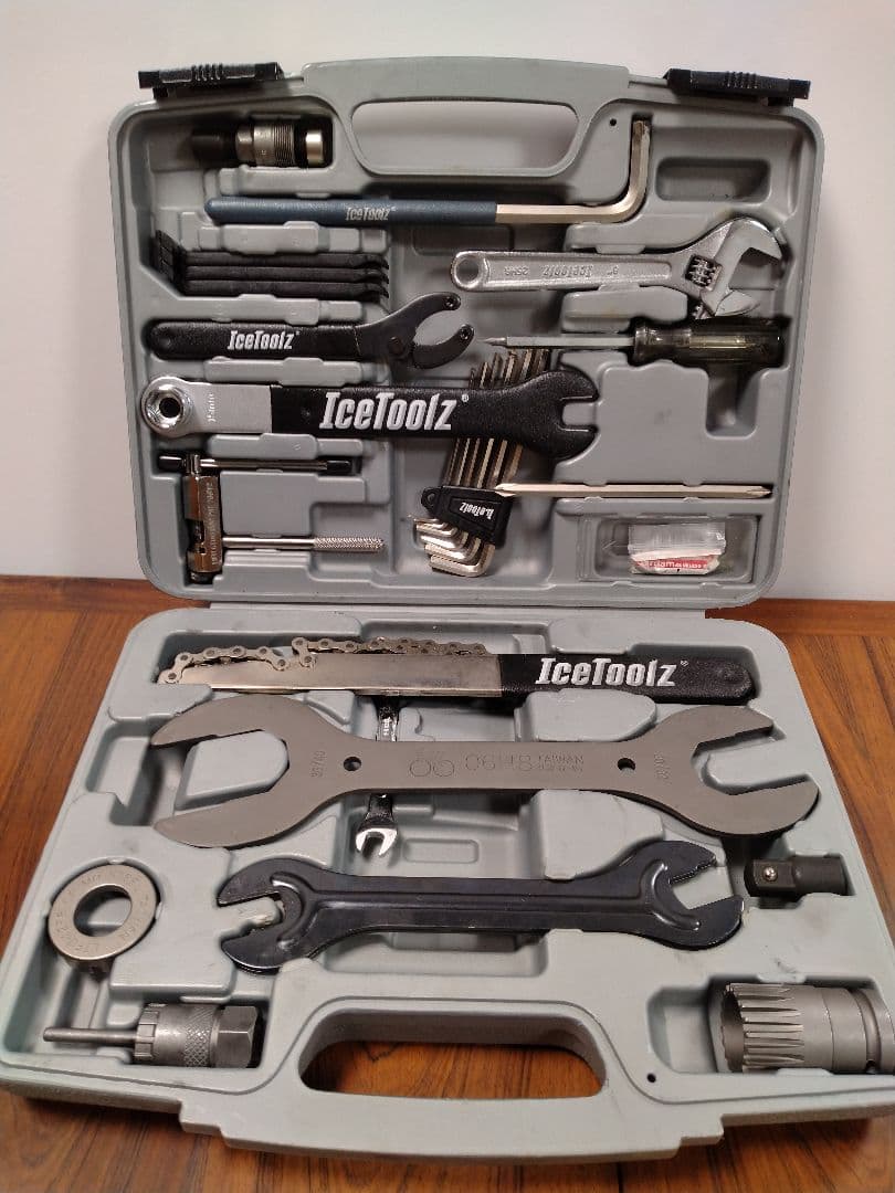 IceToolz 自転車用工具セット