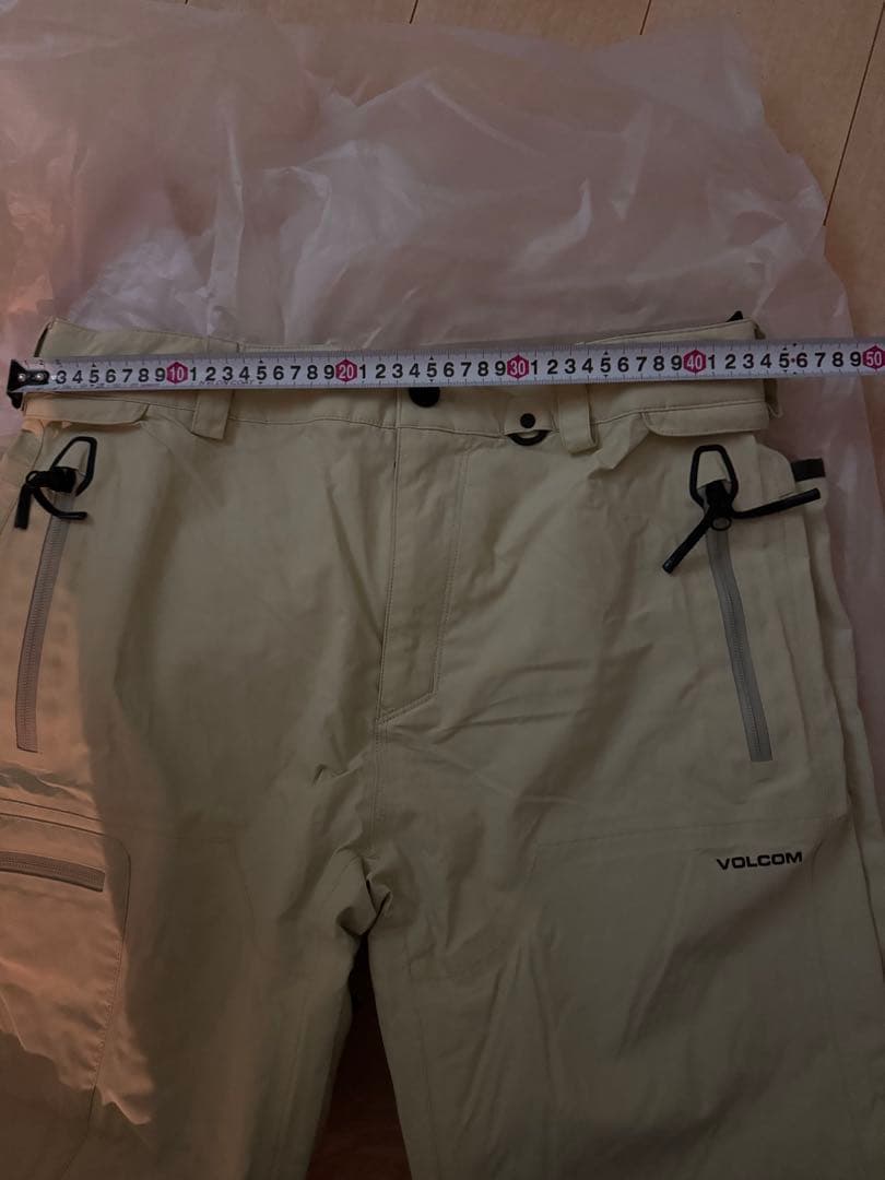 VOLCOM GORE-TEX スノーボードパンツ クリーム色