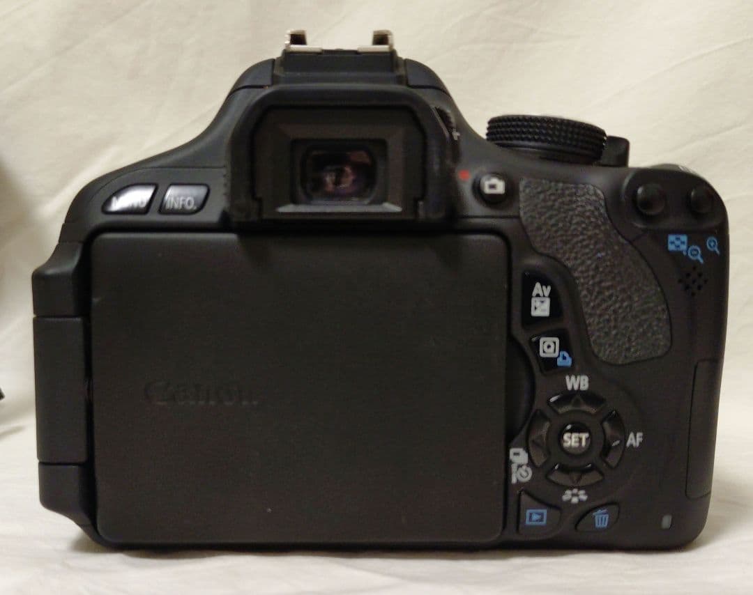 デジタルカメラ Canon EOS KissX5 + EF-S 18-55mm