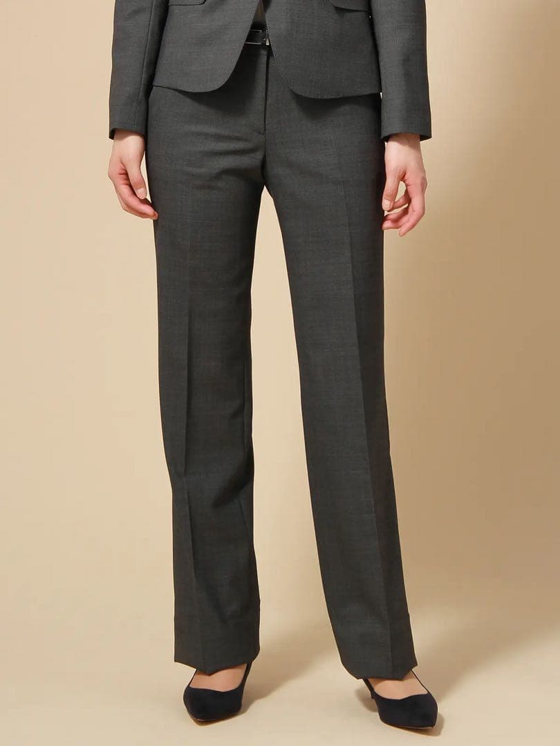 [未使用級]ザスーツカンパニー　現行品　大きいサイズ　パンツスーツセットアップ