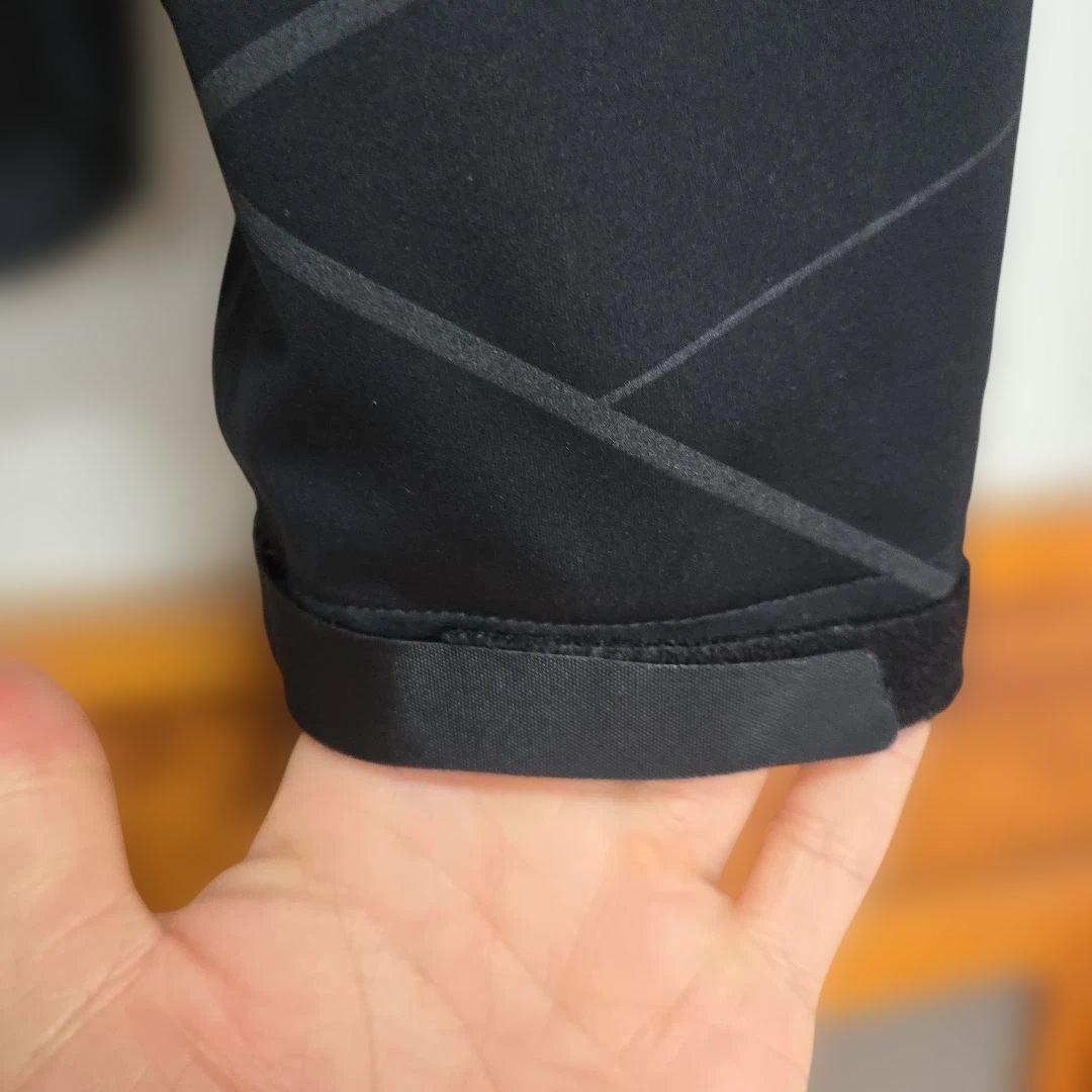 Nike Running Division フード付きウィンドブレーカー