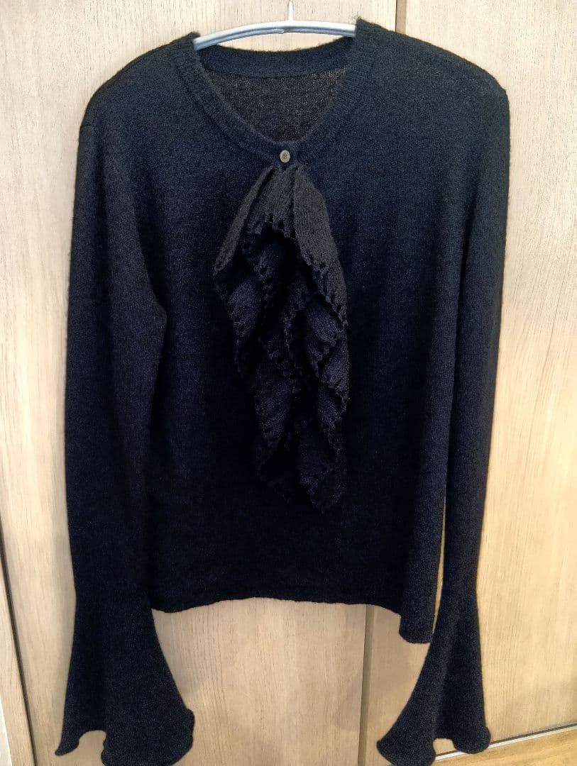 【anuans】 25AW完売品 カスケードフリルニットトップス/ ブラック