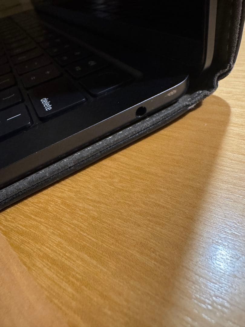 MacBook Air M2 メモリ 8gb