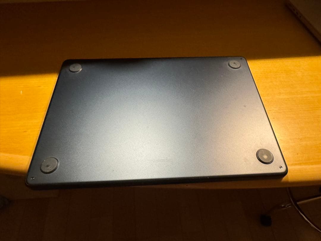 MacBook Air M2 メモリ 8gb