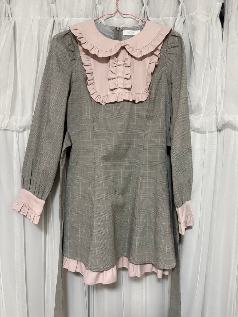 Pium スクエアフリルリボンドーリーワンピース グレーチェック