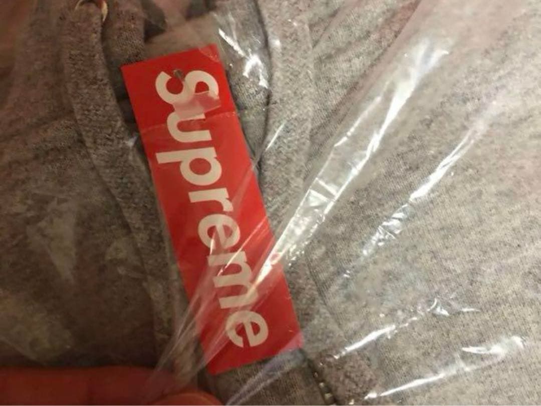 新品未使用　S supreme スモールボックスロゴ ジップアップ グレー