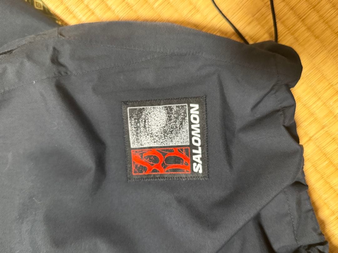 SALOMON スノーボードウェア上下