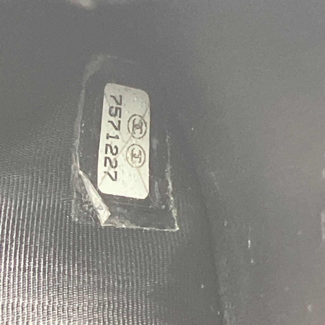 美品 CHANEL 二つ折り財布 ココマーク キャビアスキン レザー Wホック