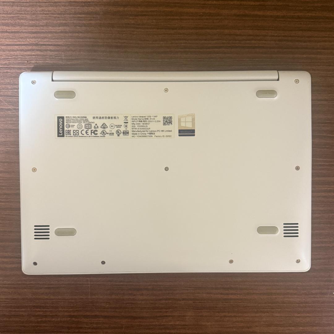 Lenovo 81A4 - 4GB RAM、256GB SSD