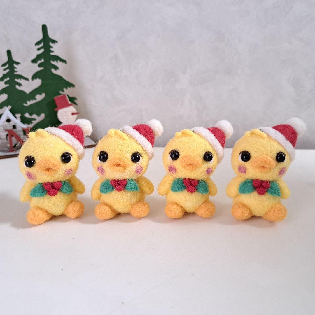 マリーちゃん☆ヒヨコサンタちゃんのストラップ４点　羊毛フェルト
