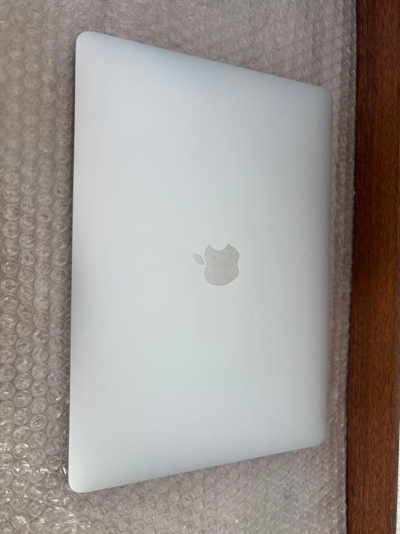 訳あり　MacBook Air 13インチ　A1932 16GB 256GB