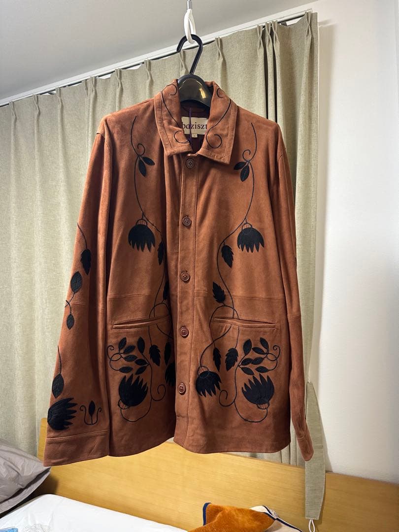 baziszt レザー　刺繍　ジャケット