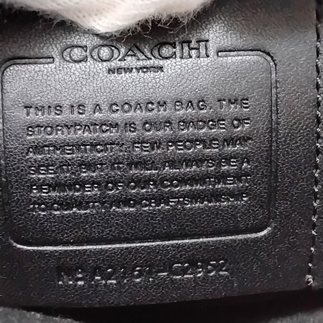 美品　コーチ　ボディバッグ　ウエストポーチ　斜め掛け　メンズ　総柄　クロスボディ