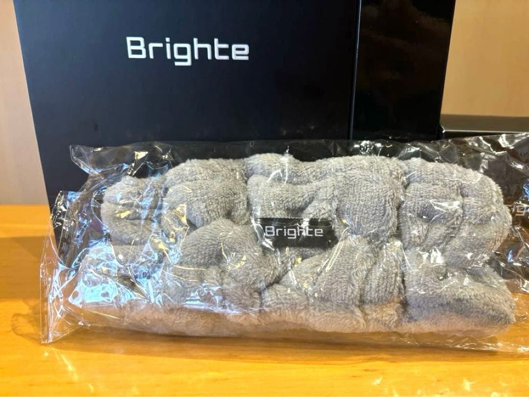 Brighte エレキブラシ美顔器・化粧水・マッサージブラシ・ヘアバンド