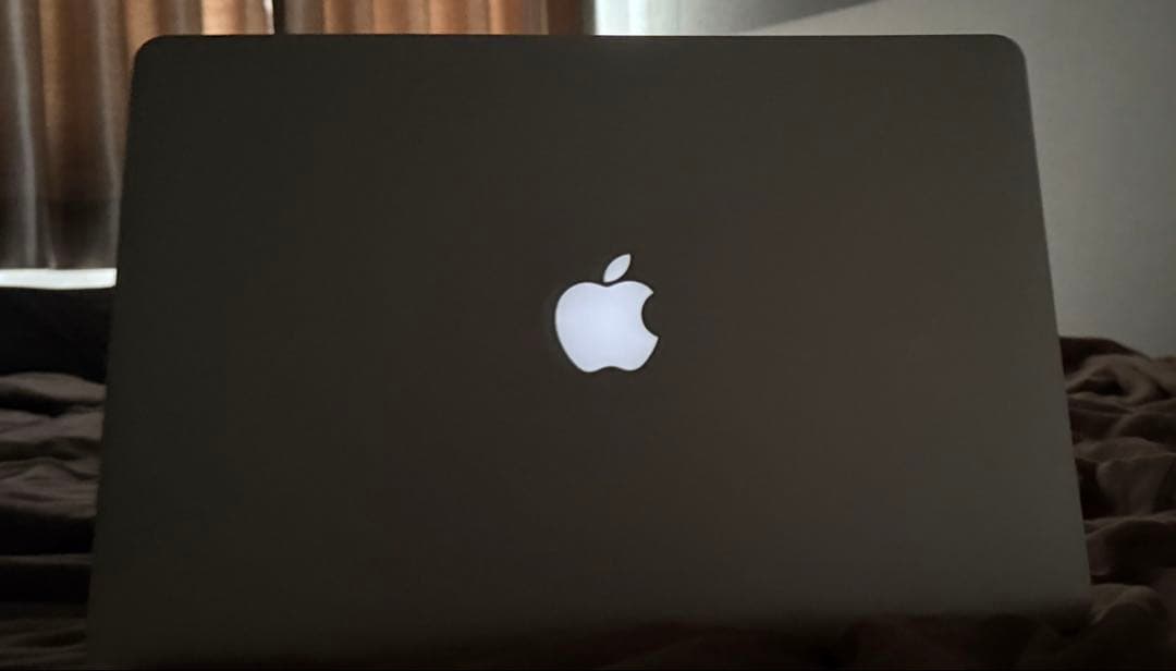 MacBook本体 MacBookPro15 2015 Mid Core i7 16GB 256GB