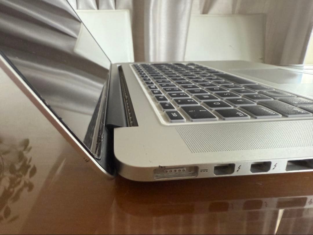 MacBook本体 MacBookPro15 2015 Mid Core i7 16GB 256GB