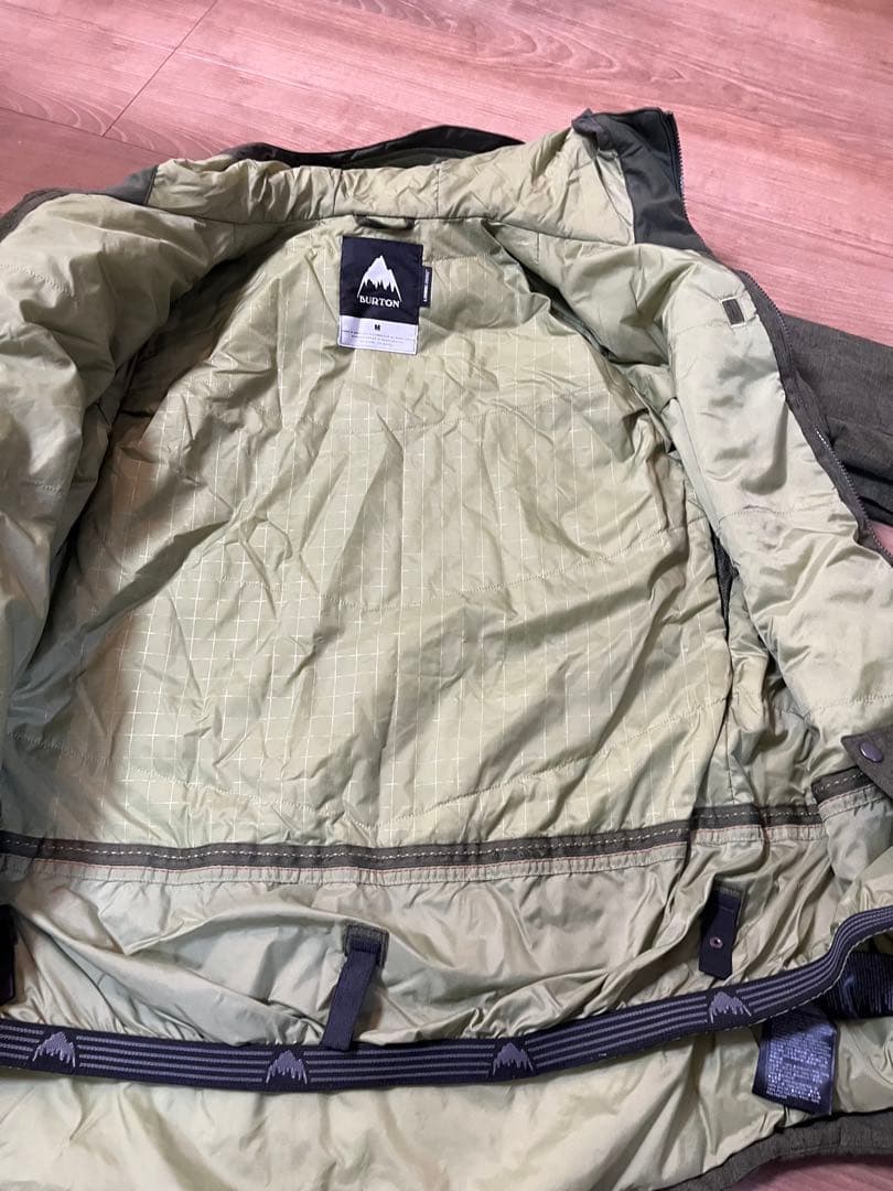 【美品】Burton スノーボードウェア　上下セット（O'NEILLベルト付き）