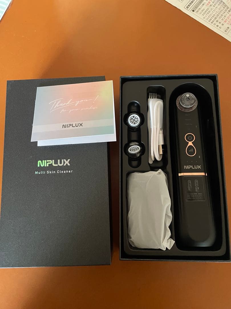 NIPLUX Multi Skin Cleaner 美顔器　未使用