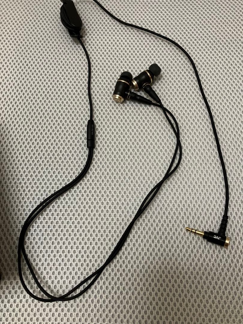 ほぼ未使用 JVC HA-FX1100 ウッドハウジング イヤフォン