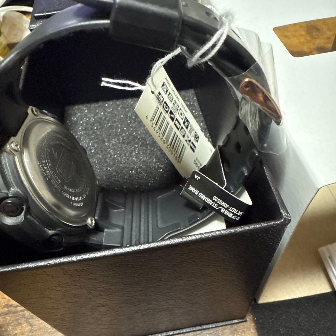 【美品】G-SHOCK AWG-M520G-1A9JF