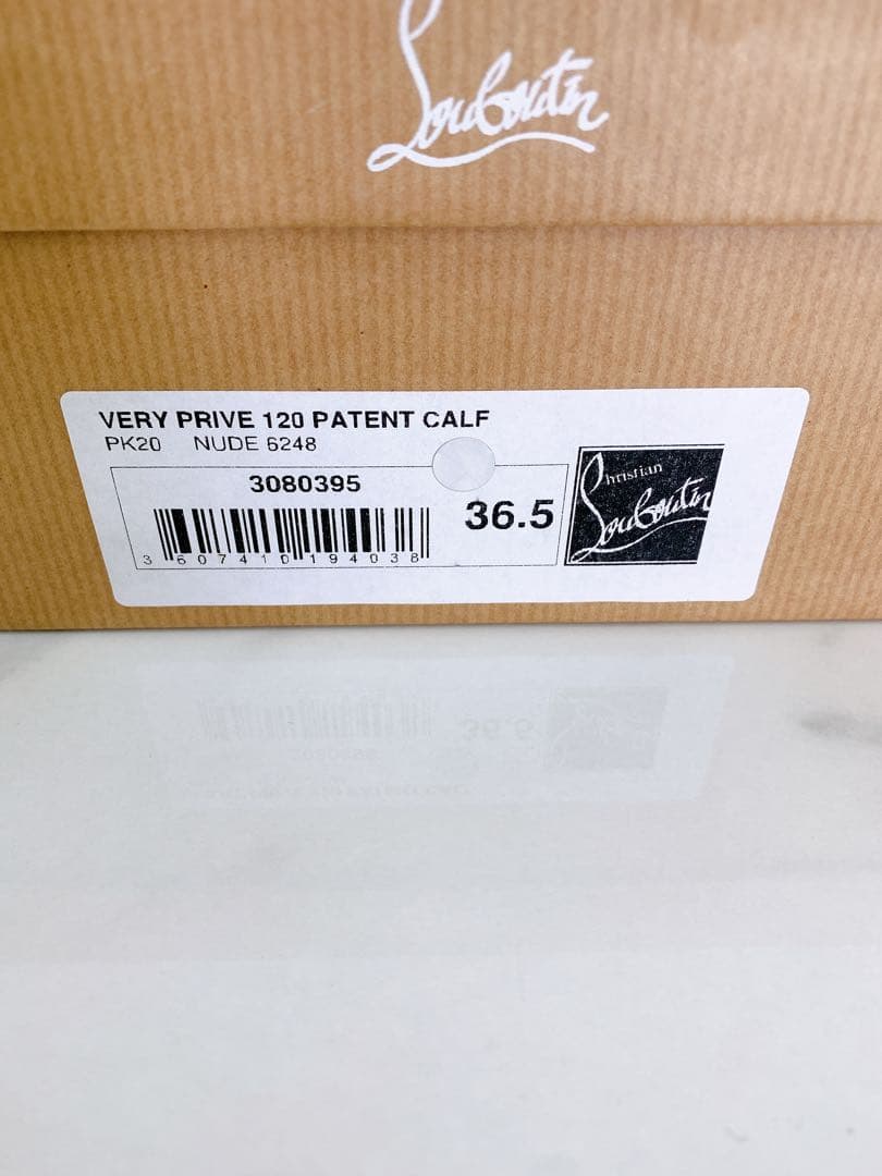 ＊Christian Louboutin オープントゥ ハイヒール　ベージュ