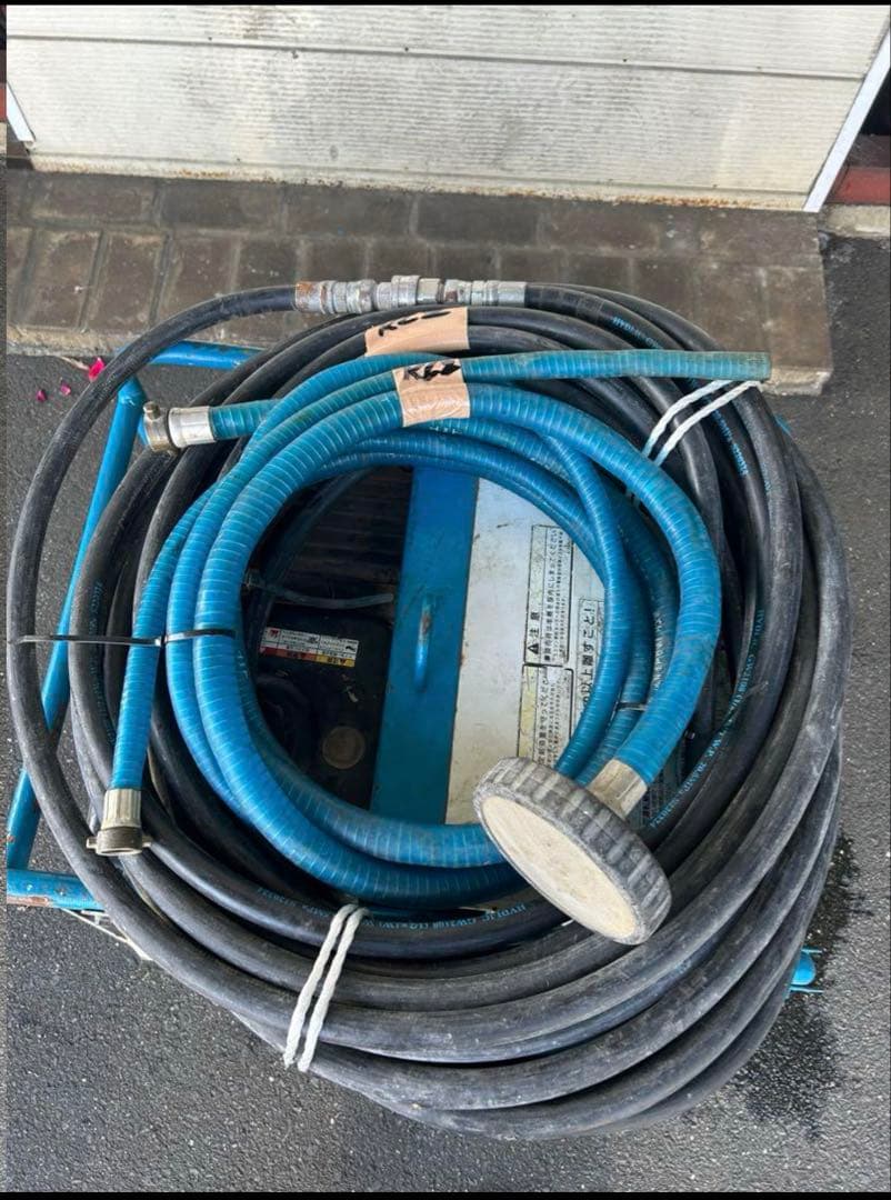 KL2★強い★ツルミ鶴見製作所エンジン式高圧洗浄機　多水量型　HPJ-680ES