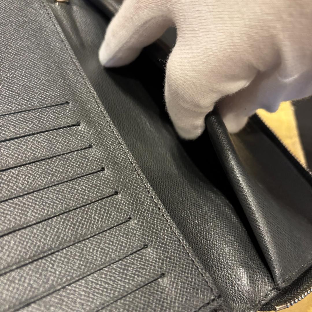 ルイヴィトン（LOUIS VUITTON）、長財布、タイガ、　ジッピー、新品同様