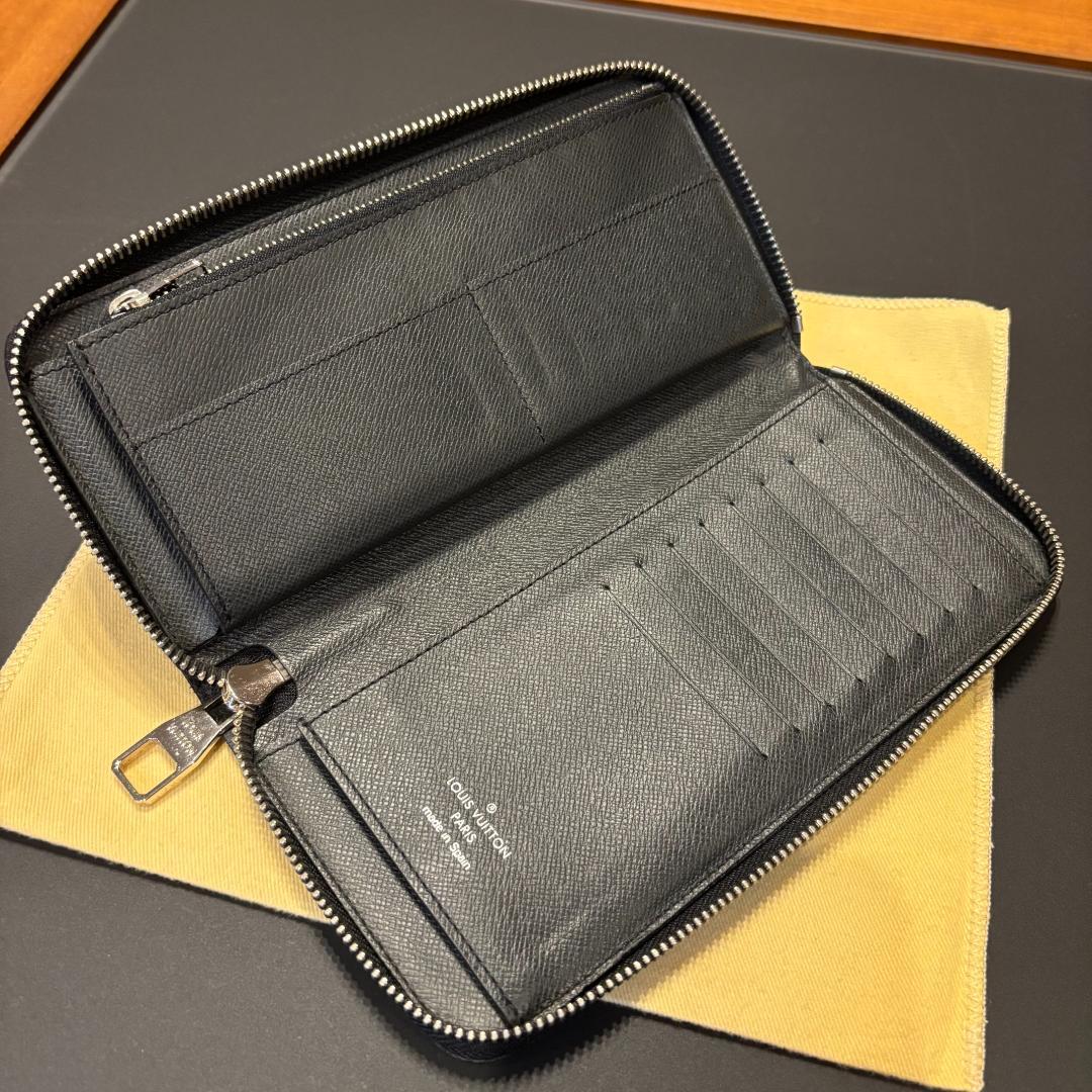 ルイヴィトン（LOUIS VUITTON）、長財布、タイガ、　ジッピー、新品同様