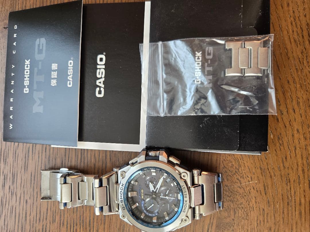 カシオ G-SHOCK 美品　MTG-G1000D CASIO